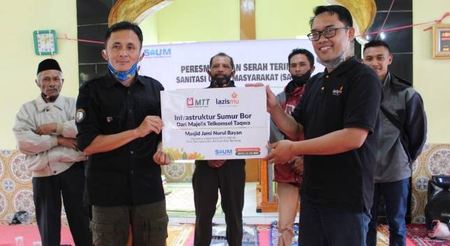 Antisipasi Kekeringan Majelis Taqwa Telkomsel dan Lazismu Bangun Sumur Bor   