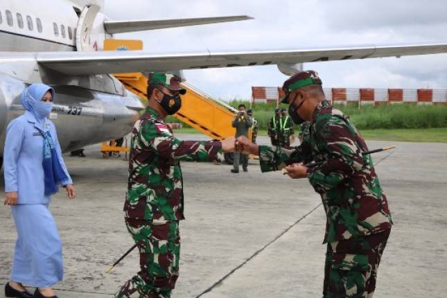 Pangkoopsau III Lakukan Kunjungan Kerja ke Lanud Silas Papare
