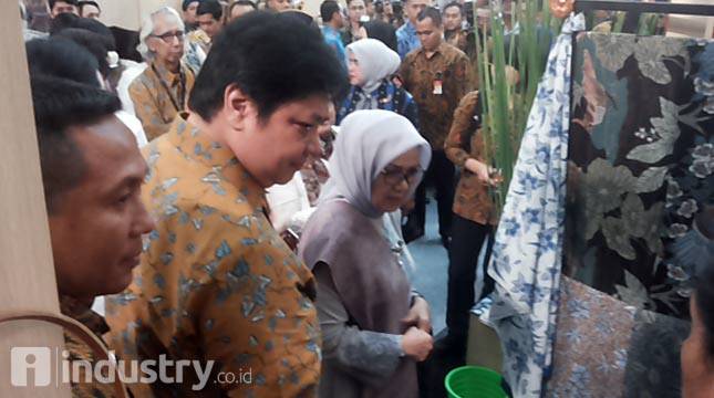 Menperin: Batik Warna Alam Dapat Tingkatkan Peluang Pasar Bagi Industri Batik Nasional 