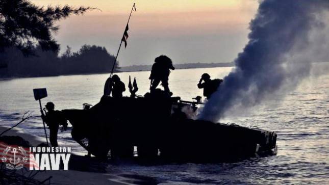  Prajurit Korps Marinir Tigkatkan Kemampuan Serangan Fajar