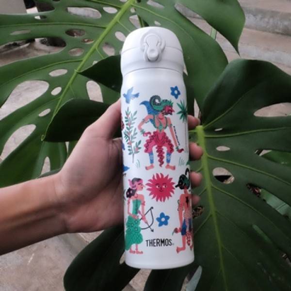 Tumbler Minuman Edisi Khusus Dengan Tema Wayang Berkolaborasi dengan  Ayang Cempaka
