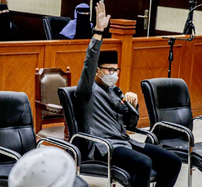 Bima Arya Posting Sidang Habib Rizieq, Netizen Singgung Soal Akhirat Hingga Darah & Daging Ulama Beracun