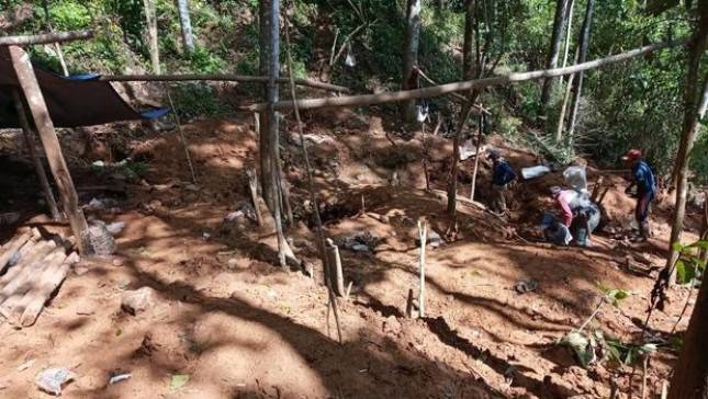 Video Viral  Tetua Adat Suku Baduy Menangis, Polda Banten Gerak Cepat dan Berhasil Bongkar Tambang Emas Ilegal di Gunung Liman