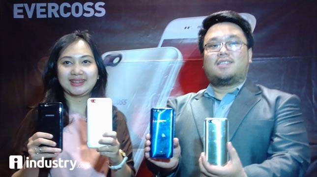  Hingga Mei 2017 Evercross Catat Penjualan Posel Hingga 250 Ribu Unit Perbulan