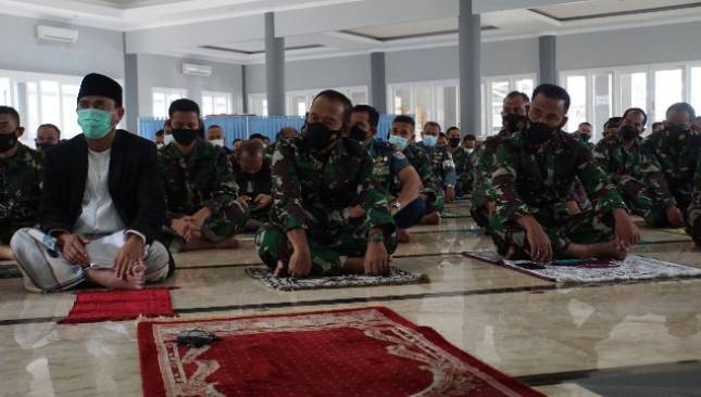 Dankormar Mayjen Suhartono Ikuti Peringatan Nuzulul Quran