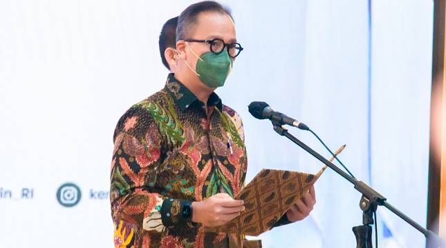 Lantik 9 Pejabat Eselon II, Menperin Agus Minta Semua Kerja Lebih Cepat