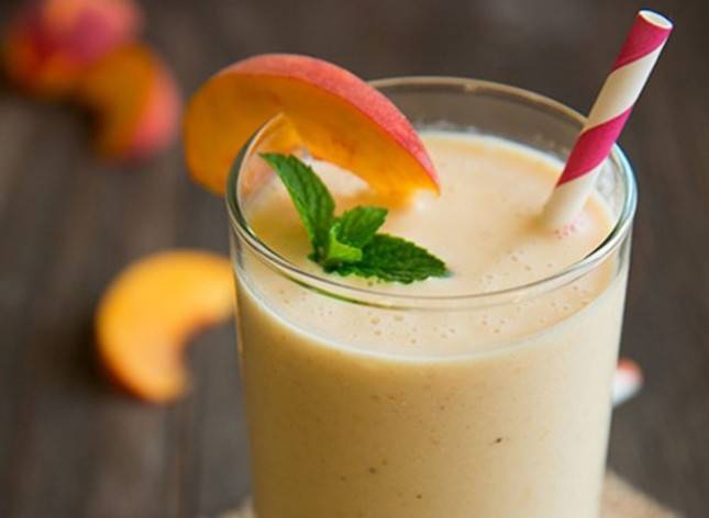 Turunkan Berat Badan, Buat Sarapan dengan 4 Resep Smoothies Ini