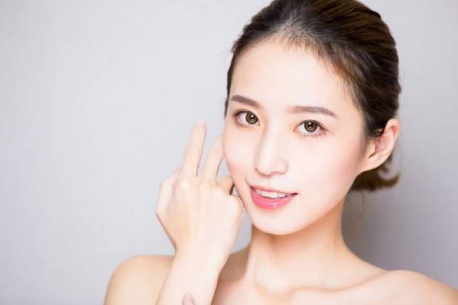 Lagi Ngetren, Cara Simple Mendapatkan Glass Skin ala Korea 