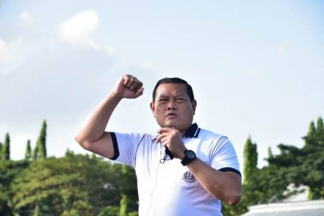 KASAL Yudo Bersama Prajurit Petarung Marinir Olah Raga Bersama