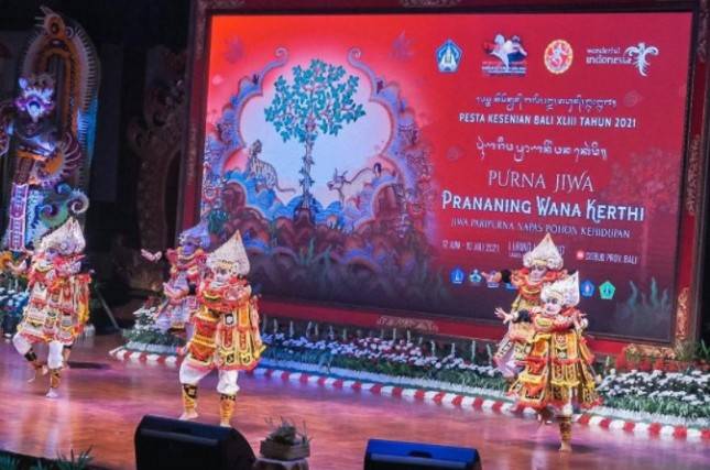 Jokowi Yakin Penerapan Protokol CHSE Dapat Pulihkan Pariwisata Bali