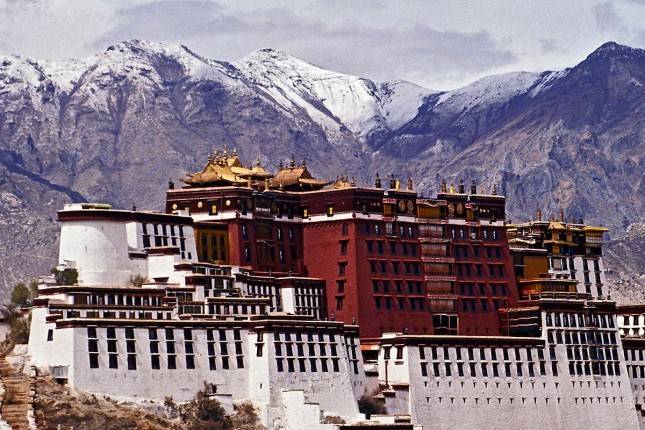Dampak Pandemi, Situs Bersejarah di Tibet dibanjiri Wisawatan Asal China