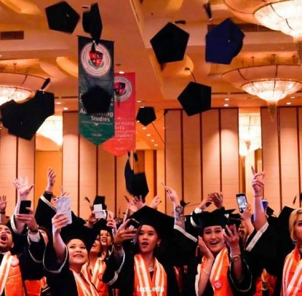    Ternyata Ini yang Perlu Diketahui &lsquo;Fresh Graduate&rsquo; Perempuan Sebelum Memasuki Dunia Kerja