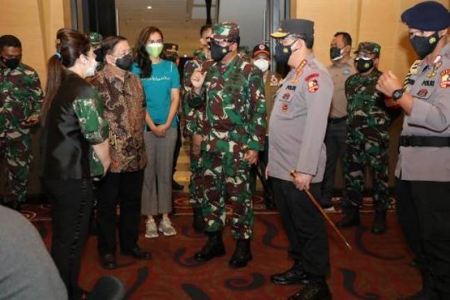 Panglima TNI Siapkan Kerahkan Nakes TNI  Bantu Percepatan Vaksinasi di DKI Jakarta