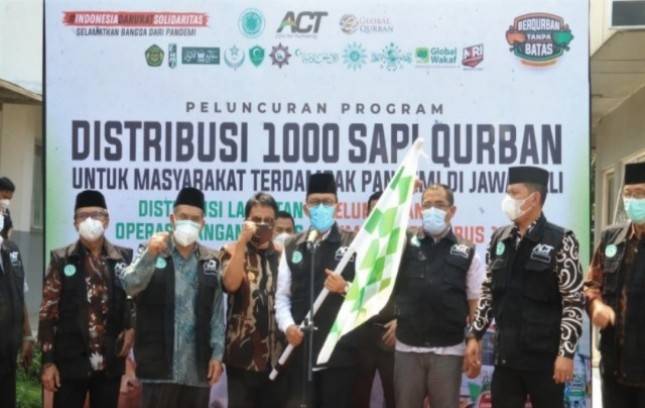 Luar Biasa! 1.000 Sapi Kurban Hadir untuk Masyarakat Terdampak Pandemi di Jawa-Bali