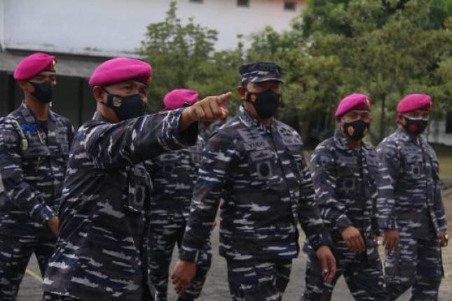 KASAL Laksamana Yudo Margono Kunjungi Gedung Karang Pucung Surabaya Jadi RS Darurat Covid-19