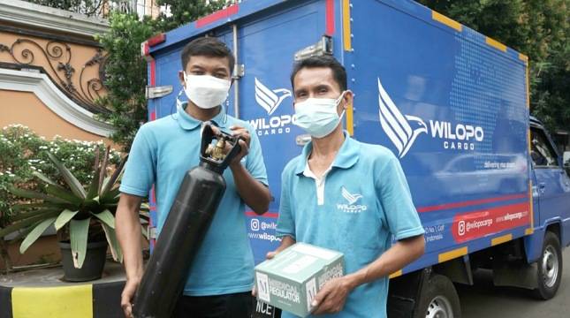 Bantu Masyarakat di Masa Pandemi, Wilopo Cargo Salurkan Tabung Oksigen Gratis