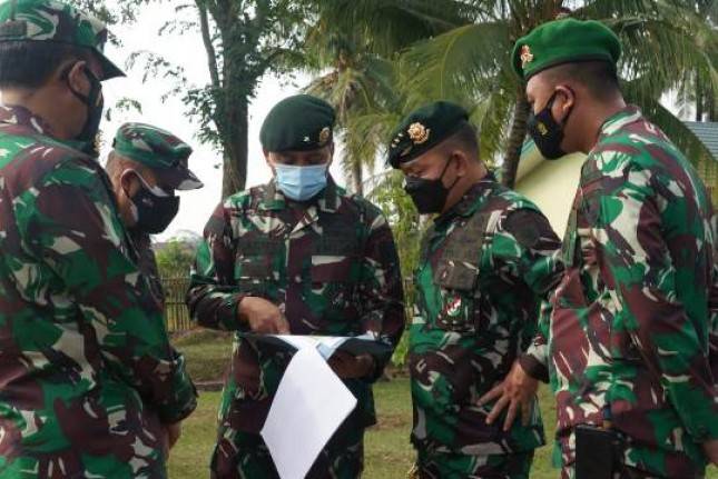 Pangkostrad Letjen TNI Dudung Abdurachman Tinjau Kesiapan Kompi Bantuan Yonif 143