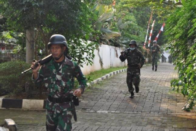 Prajurit Batalyon Infanteri 2 Marinir Laksanakan LPD Cross Country