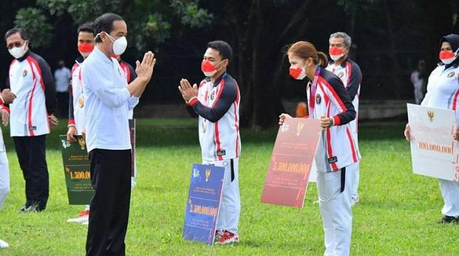 Kabar Gembira! Jokowi Guyur Bonus Miliaran ke Atlet Peraih Medali di Olimpiade Tokyo, Greysia-Apriyani dapat Rp5,5 Miliar