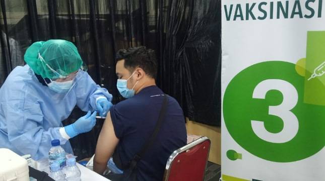 Bapak Ibu Catat Ya! Kata Kemenkes: Penyintas COVID-19 Bisa Divaksinasi Setelah Satu Bulan Sembuh