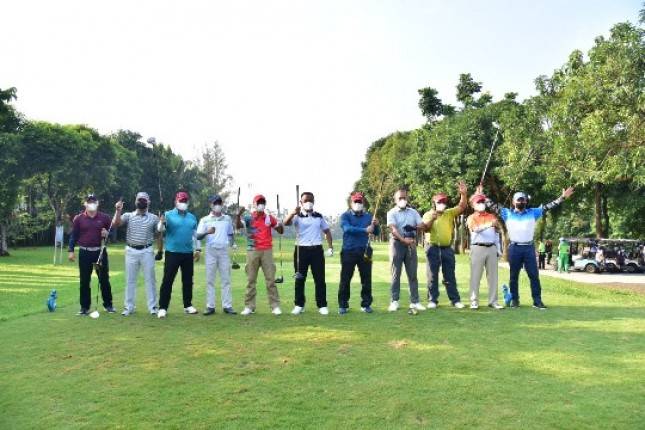 Dankormar  Mayjen (Mar) Suhartono Adakan The Marines Golf Monthly Fun Compet