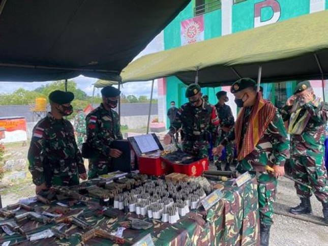 Panglima Kostrad Letjen TNI Dudung Abdurachman Kunjungi Satgas Pamtas RI-RDTL 