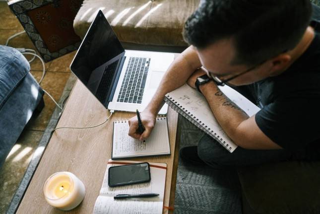 Curi Rahasia-Rahasia Para Content Creator ini Buka Peluang Investasi Biar Makin Cuan!