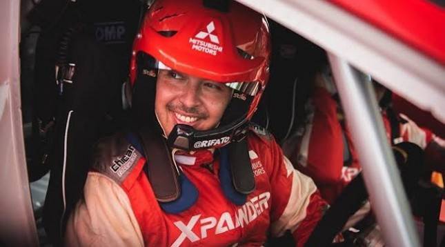Pembalap Nasional Rifat Sungkar Beberkan Tips Merawat Mobil Mitsubishi Agar Tetap Stabil