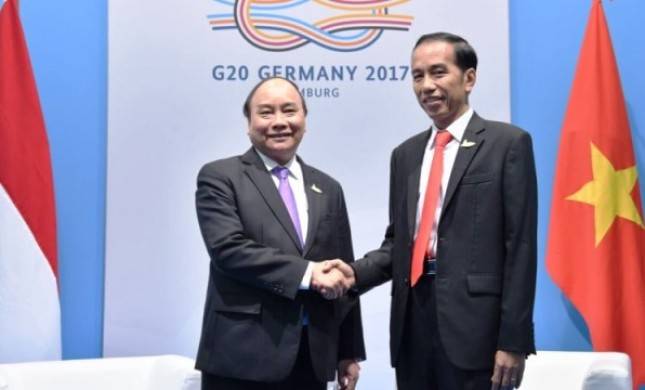 Presiden Jokowi-PM Vietnam Bahas Nguyen Xuan Phuc Bahas Illegal Fishing