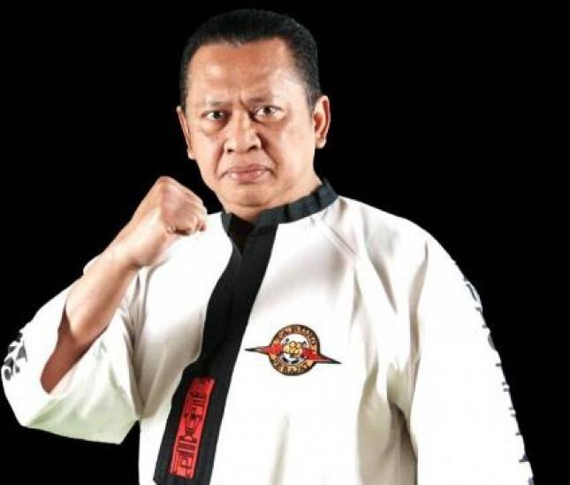 Ketua MPR RI:  Kejuaraan Nasional Tarung Derajat XIX 2022 AA Boxer Cup Resmi Digelar