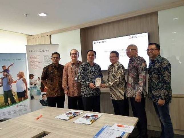 Penandatanganan MOU Asuransi Jiwa PT Capital Life Indonesia- PT Asuransi FPG Indonesia