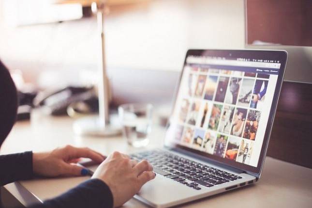 Pentingnya Menjaga Identitas Digital dari Aktivitas Online Berinternet