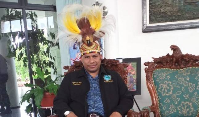 Pemuda Adat Jan Christian Arebo Menduga Pengangkatan Sekda Papua Bermasalah 
