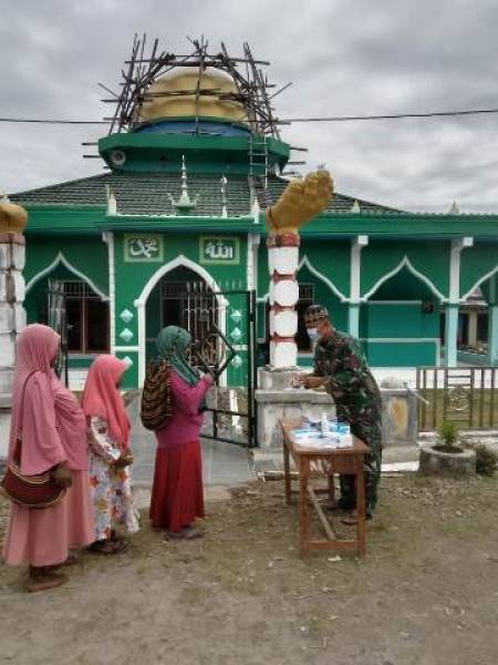 Satgas Yonif RK 751  VJS  Jayawijaya Bersama Masyarakat Walesi  Peringati Maulid Nabi Muhammad SAW