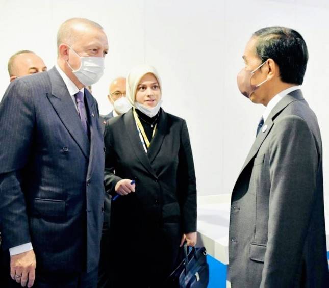 Potret Jokowi Jumpa Erdogan di KTT G20 Curi Perhatian, Publik: Alhamdulillah, Mantap Luar Biasa...