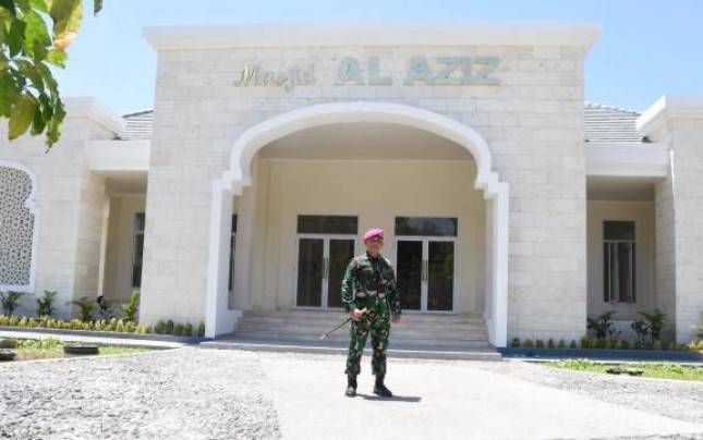 Dankormar Mayjen Mar Suhartono Resmikan Masjid Al Azis di Puslatpurmar Baluran Jawa Timur