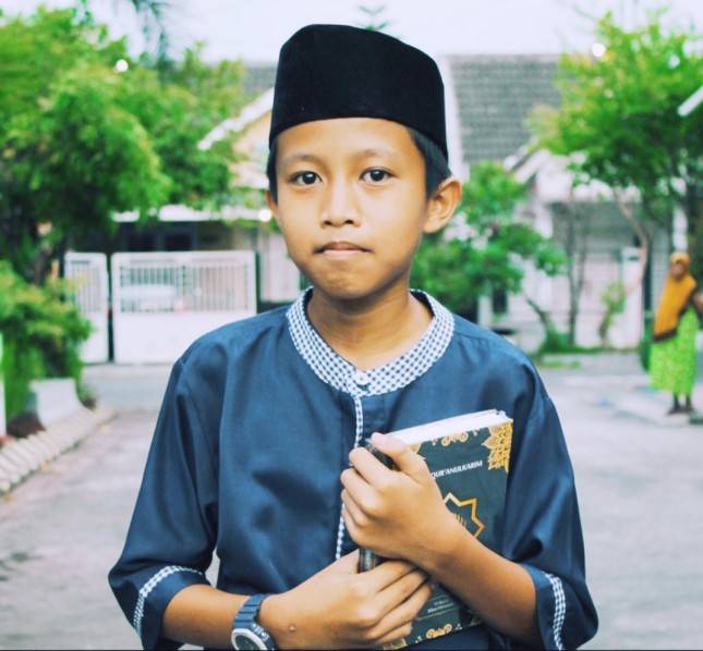 Kusuma Ingin Jadi Guru yang Hafal Al-quran