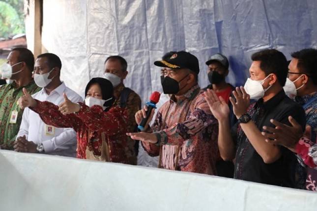 Lagi Lagi Kabar Gembira Buat Masyarakat Papua, Mensos Risma Pastikan Produksi Enam Kapal Cepat Hasil Karya Para Pemuda Papua