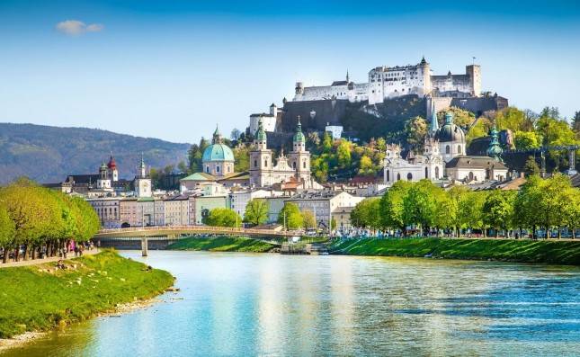 Austria Berlakukan Lockdown Bagi Warga yang Belum divaksinasi Covid-19