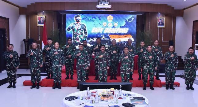 Diakhir Jabatannya, Marsekal TNI Hadi Tjahjanto, S.I.P. Adakan Exit Briefing