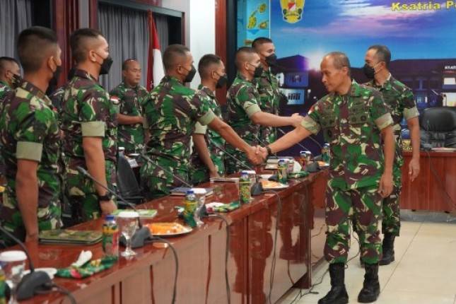 Pangdam XVII Cenderawasih Papua Beri Arahan Kepada Perwira Remaja
