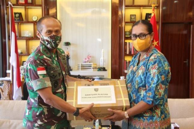 Pangdam XVII Cenderawasih Papua Terima Kunjungan GKI Dispora Asrama Koramil Hawai Sentani