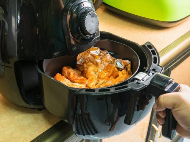 Memasak Makanan di Air Fryer Apakah Benar-Benar Menyehatkan?