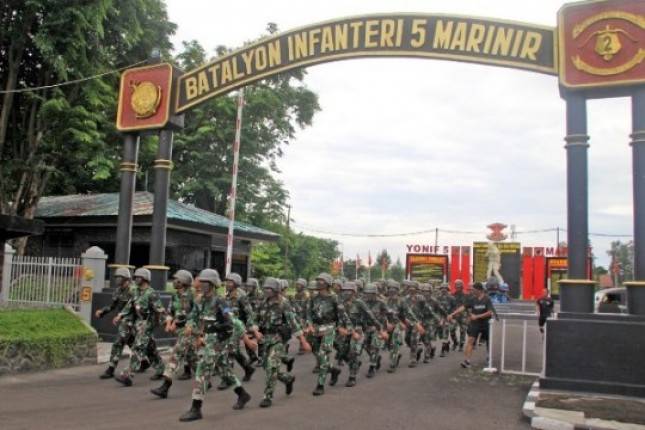 Prajurit Yonif 5 Marinir Surabaya Laksanakan Speed Mars