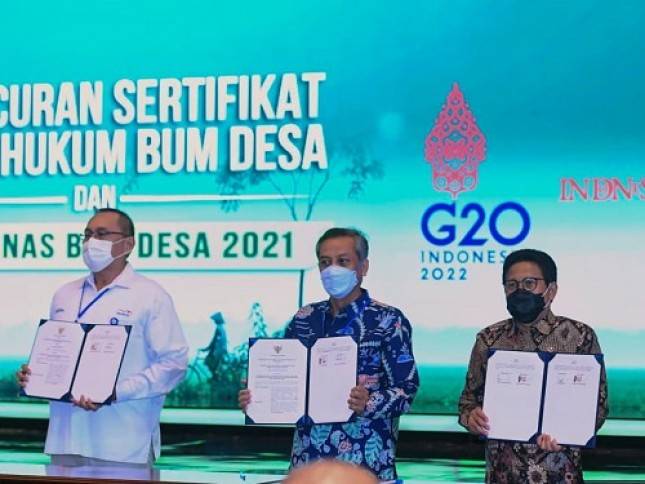 BUMN Berdikari Tandatangani MOU Bersama Kemendes PDTT, Siap Jalankan Kerjasama Peternakan Desa Terpadu
