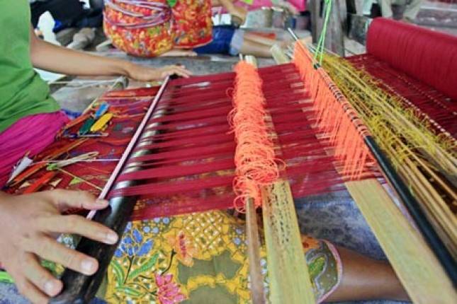 Kemenperin Terus Tingkatkan Bahan Baku Industri Tenun Domestik