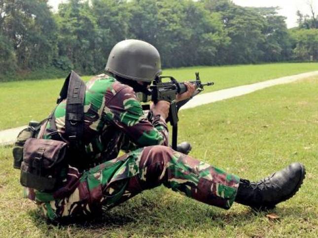  Prajurit Yonif 1 Marinir Sidoarjo Tingkatkan Kemmapuan Menembak