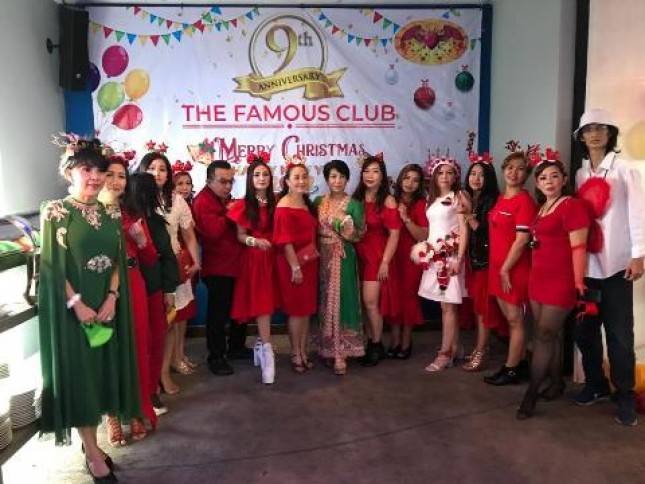 The Famous Club Rayakan Ulang Tahun dan Natal Bersama
