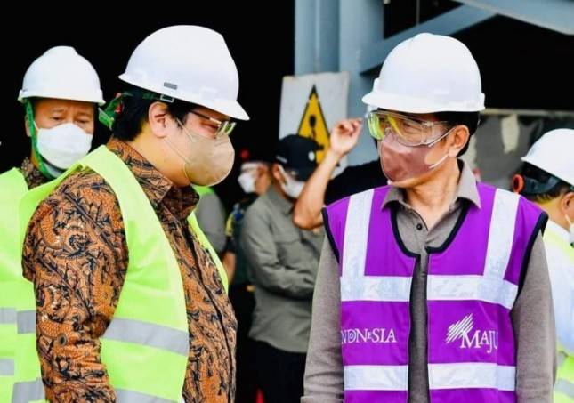 Dahsyat! Jokowi Setop Tradisi Ekspor Bahan Mentah RI Sejak Jaman VOC, Hasilnya Fantastis...