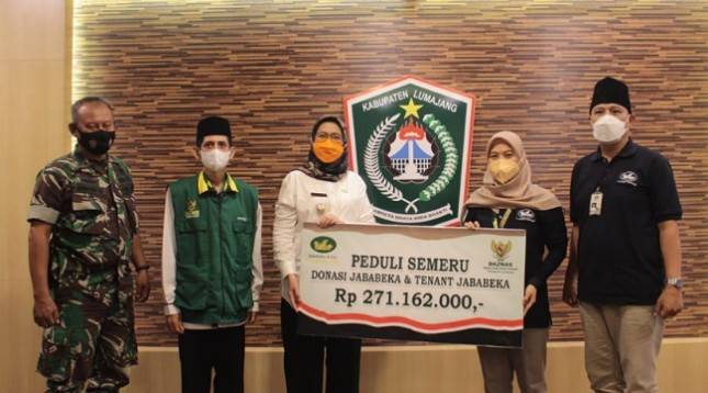 Peduli Semeru, Jababeka Bersama Tenant Salurkan Bantuan Donasi untuk Pembangunan Hunian Sementara